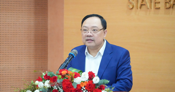 "AI sẽ không thay thế con người, mà trở thành "đồng nghiệp ảo" giúp cán bộ ngân hàng làm việc nhanh và sáng tạo hơn"