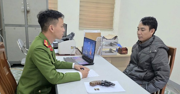 Mang súng đến đám cưới bắn chỉ thiên để “góp vui”