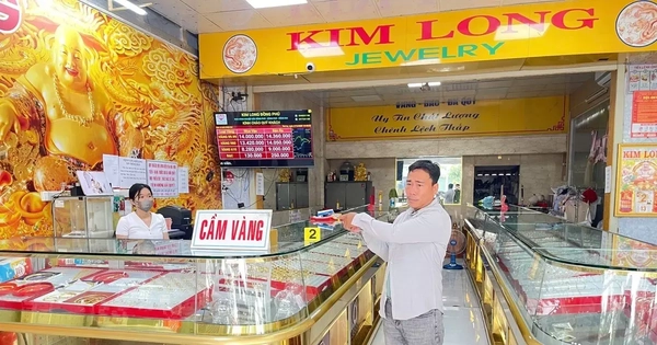 Bỏ 2 triệu đồng mua vàng giả rồi mang cầm cố lấy 165 triệu đồng