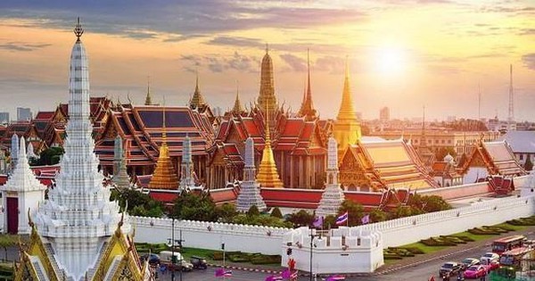 Người Thái đang âm thầm đổ tiền tỷ “gom" cổ phiếu Việt Nam: FPT và MWG lọt tầm ngắm