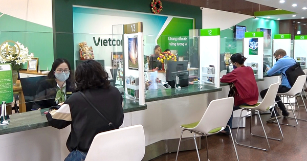 Từ 1/1/2026: Vietcombank, Agribank ngừng chấp nhận loại giấy tờ sau, hàng loạt chủ tài khoản cần cập nhật thông tin ngay lập tức
