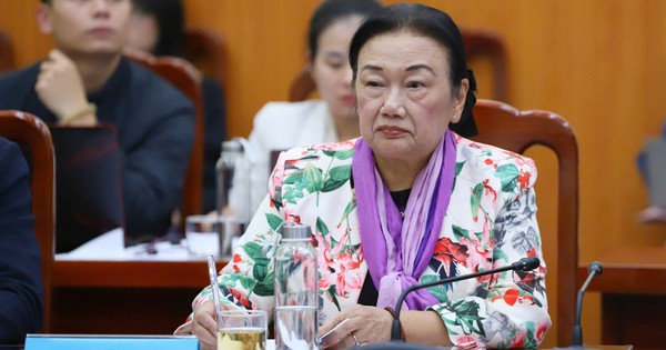 Chuyên gia Thuế: Mua chè, lợn hay đồ cũ của dân...