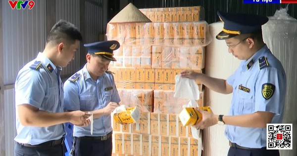 Biết là hàng giả, vẫn mua vì rẻ