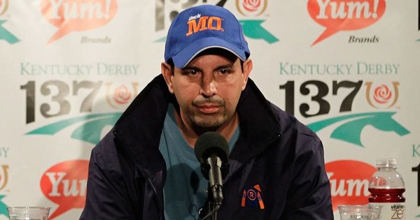 Tỷ phú đã bán 2 công ty cho Coca-Cola cho biết: "Mỗi ngày trôi qua, bạn đều có thể phá sản"