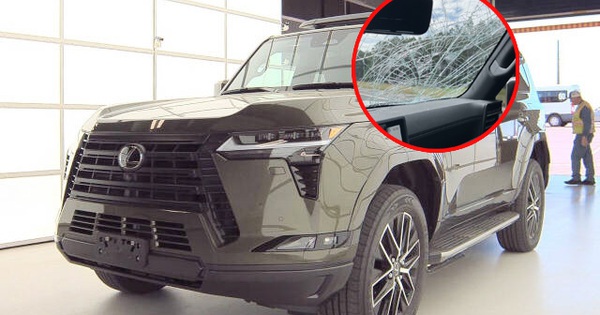 Nhiều chiếc Lexus GX 550 bị nứt kính chắn gió khi bật sưởi trời lạnh, bảo hiểm có đền thì chủ xe cũng ‘ốm’ vì một điều