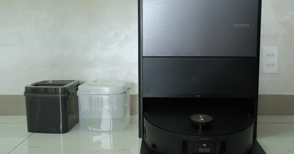 Robot hút bụi bước vào kỷ nguyên "wet-dry": Aqua10 Roller có gì khác?