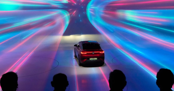 Ngành xe điện bước vào ‘kỷ nguyên 18 tháng’: Các hãng ô tô Phương Tây đang phá vỡ mọi quy tắc cũ để sinh tồn