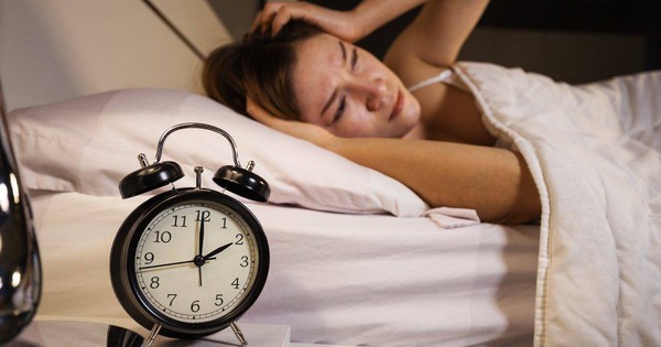 Thường xuyên thức dậy sớm có thể là dấu hiệu của 4 bệnh! Vậy mấy giờ được coi là thức dậy sớm?