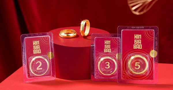 Giá vàng giảm nhẹ khi nhà đầu tư chốt lời, thị trường chờ đợi cuộc họp của FED