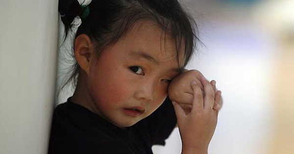 Clip giáo dục 3 phút bóc trần một sự thật đau lòng: Kiểu cha mẹ bề ngoài đáng nể ai ngờ tai hại thế này!