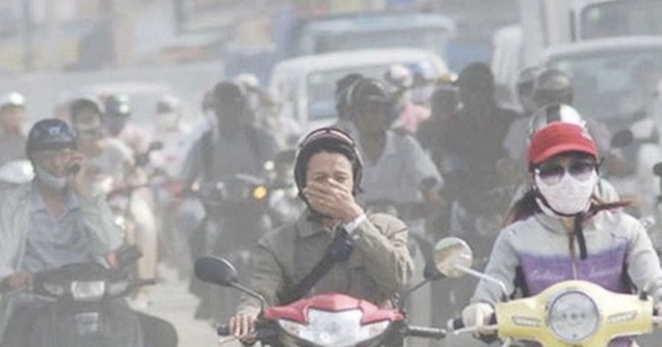 Bụi mịn ở Hà Nội vượt ngưỡng 21 lần: Bác sĩ cảnh báo những người sẽ gặp nguy