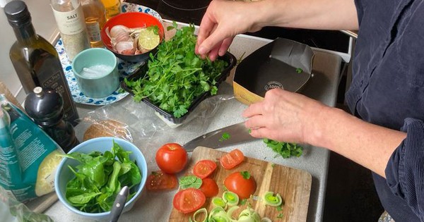 Tôi đổi đúng 1 loại gia vị trong bữa cơm mà cả tuần làm gì cũng suôn sẻ, nhẹ như không