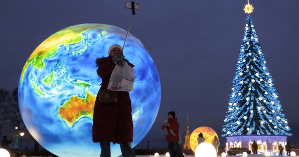 Đón giao thừa 2026 ở những "điểm nóng" thế giới