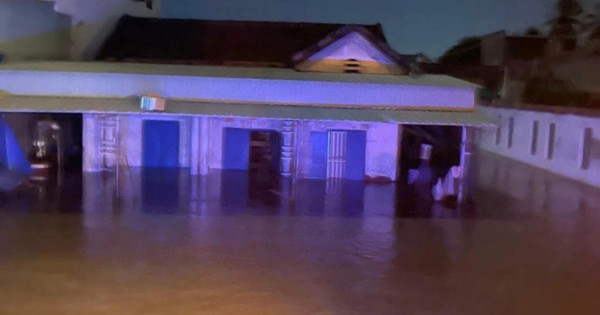 Nước lũ bắt đầu rút, nhiều nơi ở Lâm Đồng vẫn bị cô lập