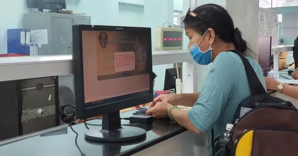 Sắp áp dụng lệ phí trước bạ mới, lo giá xe biến động