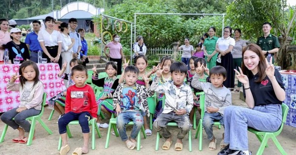 Số tiền Hòa Minzy, Đen Vâu từng ủng hộ cho dự á...