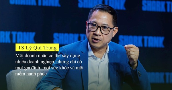 Câu trả lời của "cha đẻ" Phở 24 khiến cả hội trường vỗ tay: "Một doanh nhân có thể xây dựng nhiều doanh nghiệp, nhưng chỉ có một gia đình, một sức khỏe và một niềm hạnh phúc"