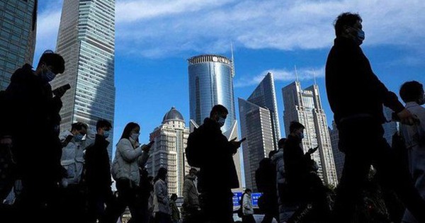 Giải mã NGHỊCH LÝ giàu – nghèo: Tại sao người nghèo càng tiết kiệm càng nghèo, trong khi người giàu càng vay nhiều lại càng giàu thêm?