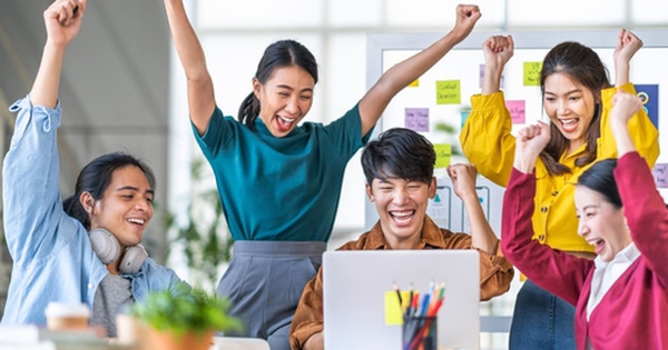 Bí kíp sinh tồn nơi công sở sếp chưa từng tiết lộ: Đây là 3 điều dễ thăng chức, tăng lương