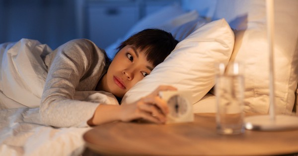 Không phải mê tín nhưng nửa đêm đừng xem đồng hồ, cũng đừng đi uống nước, nếu không sẽ…