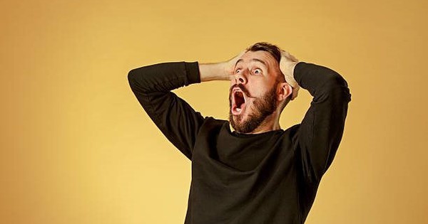 Biến lớn tại một doanh nghiệp BĐS trên sàn: Chủ tịch, Tổng giám đốc cùng dàn lãnh đạo cấp cao đồng loạt bán sạch cổ phiếu và viết đơn từ nhiệm