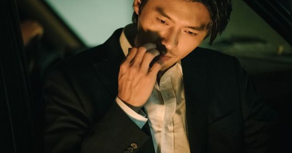 Từ 50-65 tuổi, tuyệt đối không làm những điều này trước mặt người quen, ai làm được dễ sống bình yên