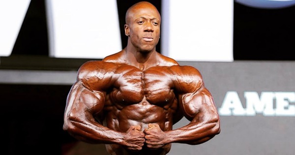 Người khổng lồ sở hữu cơ thể với chỉ 3% mỡ ở tuổi 43 nhưng đột ngột qua đời chỉ 3 năm sau đó