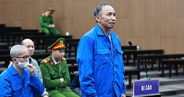 Cựu vụ phó khai gì về cuộc họp giữa cựu bộ trưởng Trương Minh Tuấn với Công ty AIC?