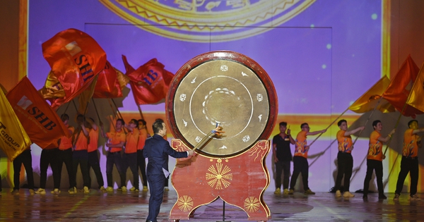 Ngày hội Văn hóa SHB – T&T 2025: Ba thập kỷ "Nhất Tâm", vững bước cùng đất nước vươn tầm