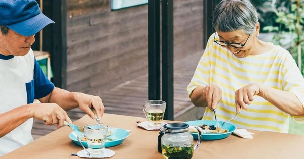 Thời điểm nào ăn sáng tốt nhất cho người sau 60 tuổi: Hóa ra không phải 7 giờ như nhiều người tưởng