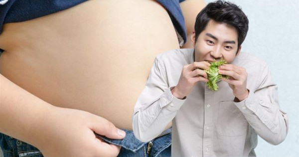 Kiểu ăn của 90% người Hàn Quốc tiềm ẩn nhiều nguy cơ bệnh tật: Không ít người Việt Nam vì vội vàng mà cũng ăn theo cách này