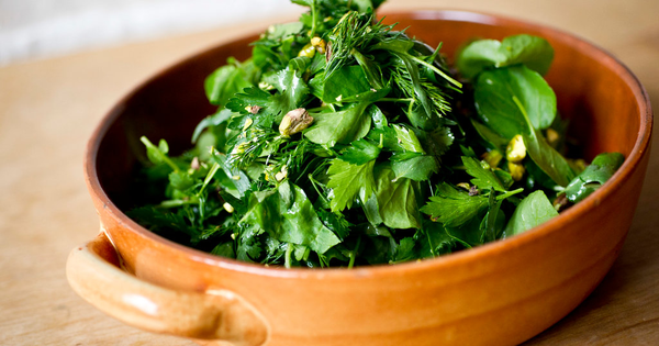 CDC Mỹ đánh giá đây là "loại rau tốt nhất trên trái đất", chống được ung thư, ở Việt Nam mọc khắp nơi