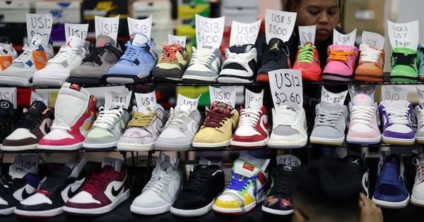 Lần đầu tiên Nike công bố mức giảm doanh thu mạnh nhất trong 5 năm, CEO của hãng có động thái mới