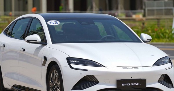 Cuộc đua pin xe điện tiếp tục nóng tại Trung Quốc