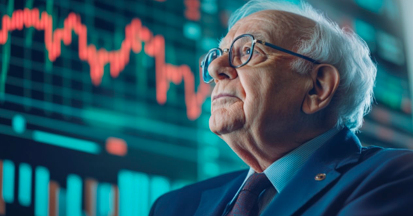 Chứng khoán rơi vào vùng điều chỉnh, giá vàng tăng kỷ lục: Warren Buffett đã dự báo đúng và đang nắm giữ "vũ khí" không ai có để đánh bại thị trường
