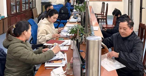 Bộ Nội vụ đề xuất không bắt buộc đổi giấy tờ sau sáp nhập tỉnh, xã