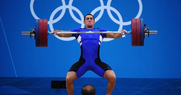 Cược lớn vào FPT, bỏ quên nhóm Vingroup, hiệu suất các quỹ mở thua xa VN-Index