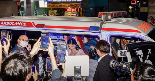 Đoàn phim dùng xe cứu thương chở NSƯT Đại Nghĩa, Ngân Quỳnh đến sự kiện, công an vào cuộc