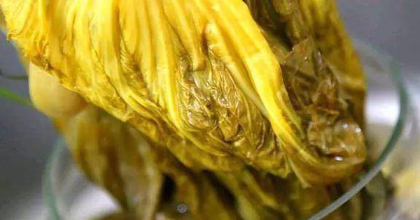 Ăn nhiều dưa muối gây ung thư? Chuyên gia chỉ 2 cách ăn để bảo vệ thận, giảm natri