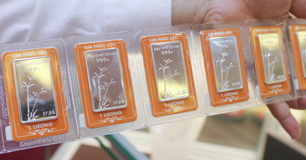 Vì sao nhiều nhà đầu tư "chê" bạc, nhất quyết trung thành với đầu tư vàng?