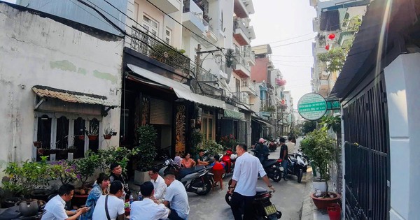 Sáng sớm, khách đã “gõ cửa” xem nhà