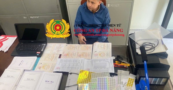 Lộ bí mật "khủng" khi khám xét đường dây làm giả giấy tờ quy mô cả nước, Công an bắt khẩn cấp một đối tượng