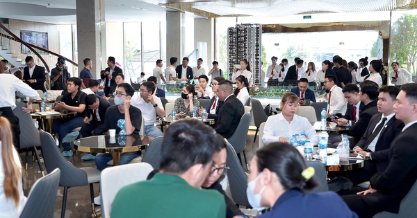 Tận dụng lúc thị trường đang tốt chủ đầu tư liên tục mở bán dự án, động thái của người mua mới đáng nói
