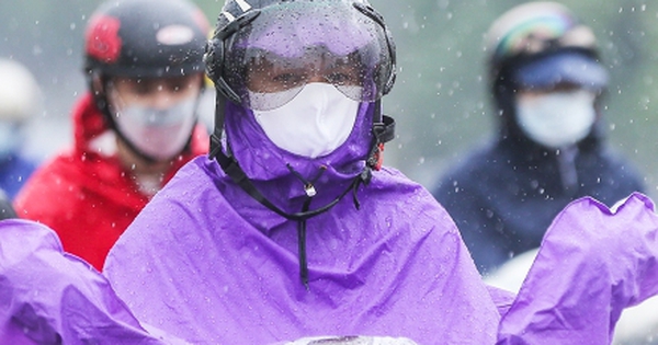 Miền Bắc mưa lớn trước kỳ nghỉ lễ 30/4, miền Nam nắng nóng kéo dài