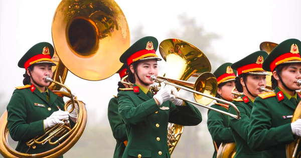 Lễ diễu binh 30/4 thành hiện tượng "hot nhất" mạng xã hội: Chủ đề đạt hơn 1,15 triệu lượt thảo luận, chưa đến Đại lễ đã "bùng nổ"