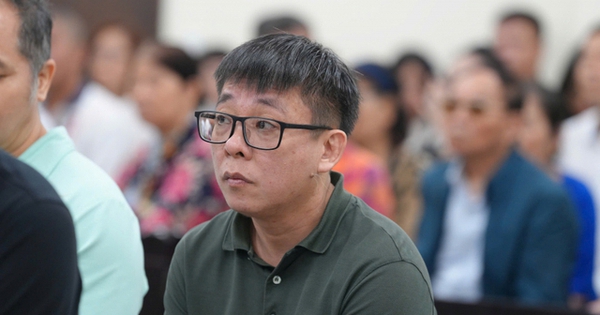 Vụ vận chuyển trái phép 9.500 tỷ đồng qua biên giới: Ông chủ Vàng Phú Cường lĩnh án 14 năm 6 tháng tù