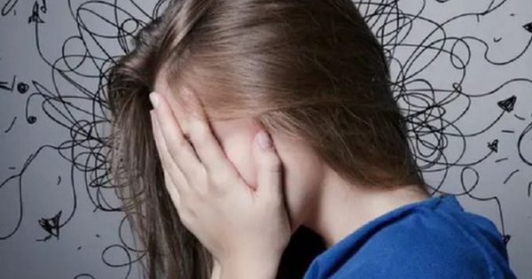 Bạn đang ĂN chính bộ não của mình? 3 loại chất có thể gây “tăng tốc” quá trình teo não đang hiển hiện ngay trong thực phẩm hàng ngày