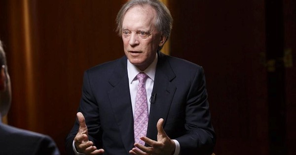 Thị trường chứng khoán ‘sập’ mạnh, ‘Vua trái phiếu’ cảnh báo nhà đầu tư đừng vội bắt đáy, khuyên học theo một chiến lược của Warren Buffett