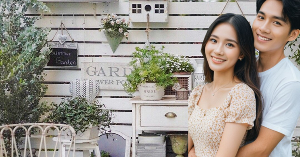 Chỉ vỏn vẹn 20m2 nhưng khu vườn sân thượng của đôi vợ chồng này như 1 "xứ sở thần tiên" thu nhỏ!