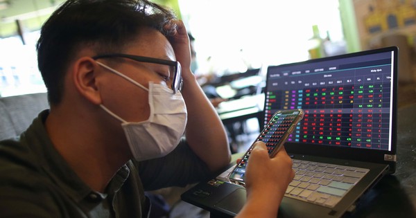 Việt Nam có gần 10 triệu tài khoản chứng khoán trước khi VN-Index rơi hơn 170 điểm